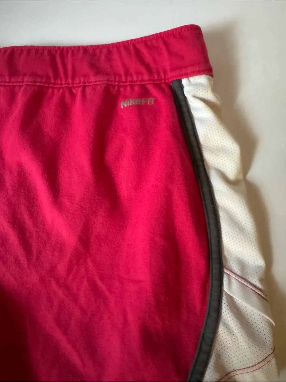 Nike Size XL Womens Pink Lined Drawstring Pull On Logo Athletic Sports Shorts